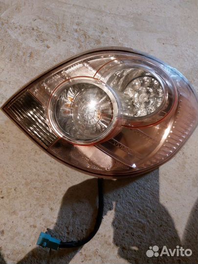 Продаю заднеправую фару на lifan бриз