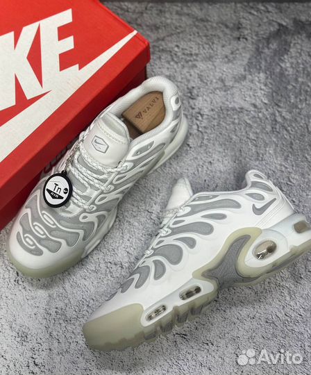 Кроссовки мужские Nike air max tn plus белый