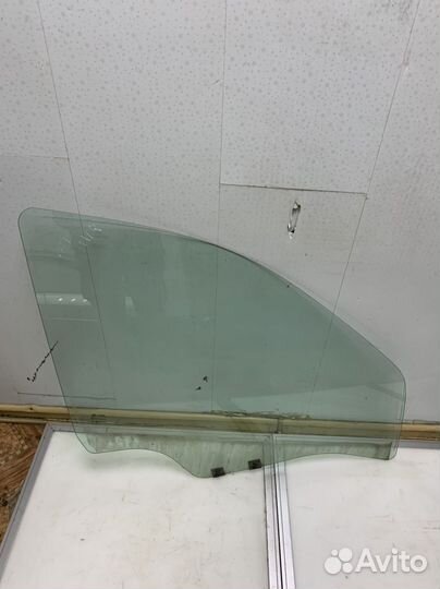 Стекло переднее правое renault logan 1