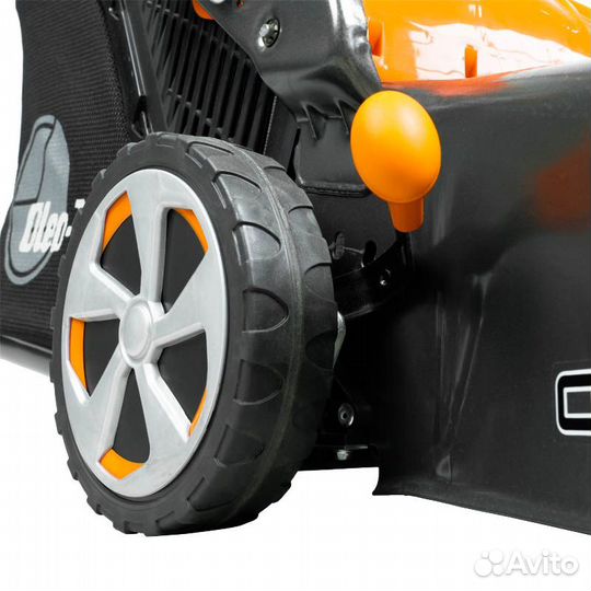 Газонокосилка бензиновая Oleo-Mac G 48 TBQ Comfort