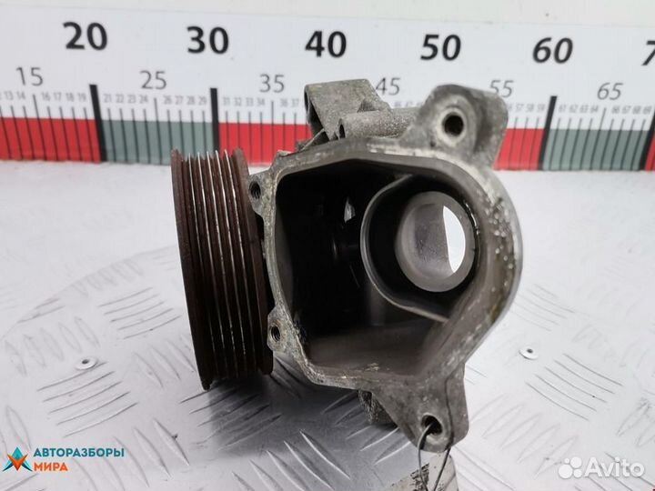 Помпа BMW 1 E81/E82/E87/E88 2005 11517790471