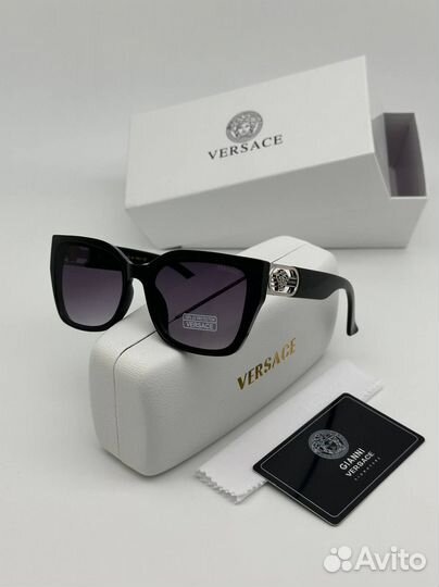 Солнцезащитные очки женские