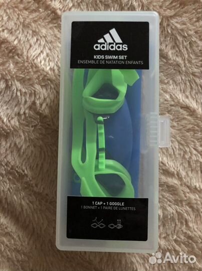 Очки и шапка для плавания. Дети.adidas