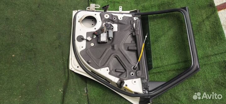 Дверь задняя правая в сборе задняя правая Audi A4