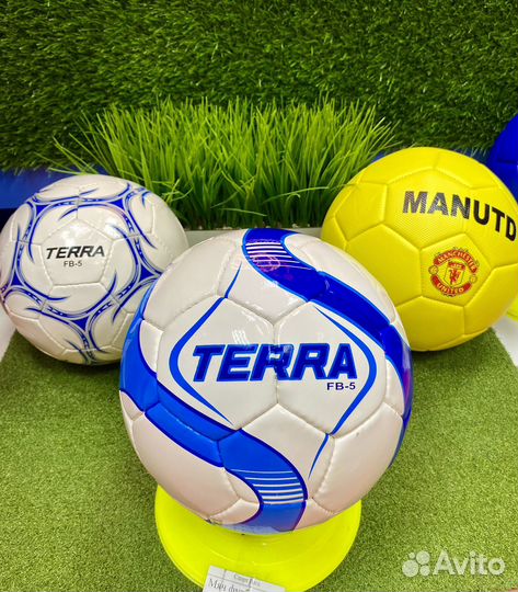 Футбольные мячи terra, Man Utd, Real, Barca
