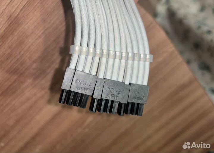 Удлинители для блока,кабель белый pci-e 3x8pin 6+2