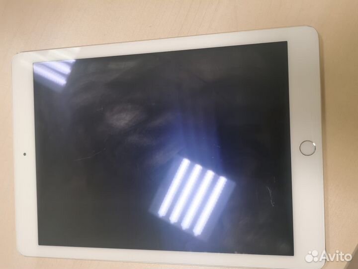 Планшетный компьютер Apple iPad Apple iPad Air 2 A