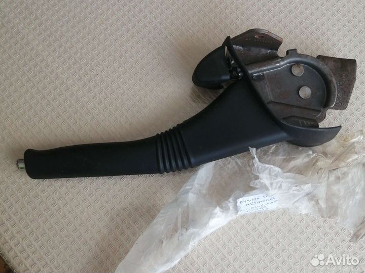 Тормозные ручки автомобиля