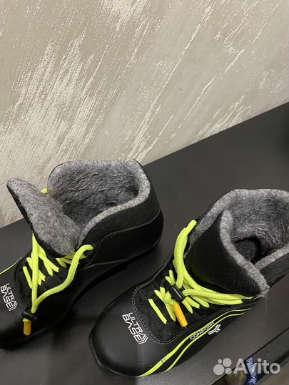 Ботинки лыжные