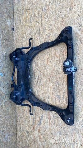 Подрамник Toyota Rav4 XA 50