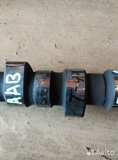 Распредвал фольксваген т-4. Дизель 2,4