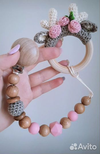 Именной держатель для пустышки