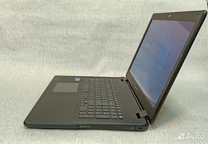 Ноутбук Packard Bell Pentium N3540, nvidia 820