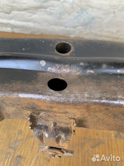 Усилитель переднего бампера Кайрон SsangYong Kyron