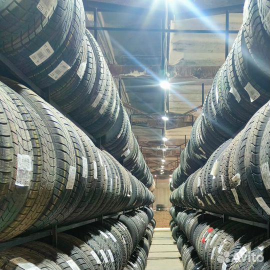 Bridgestone Blizzak LM-005 225/55 R18 102V