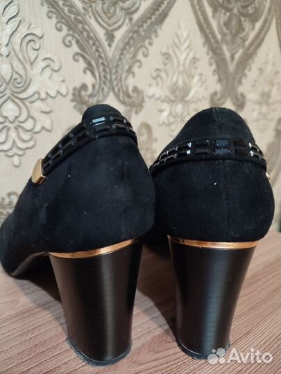 Туфли женские. Обувь