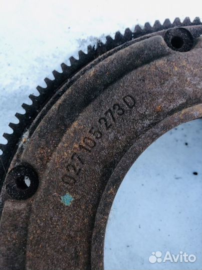 Маховик Octavia (A4 1U) 2000-2011 Golf 027105273