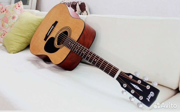 Акустическая гитара Cort AD810 OP