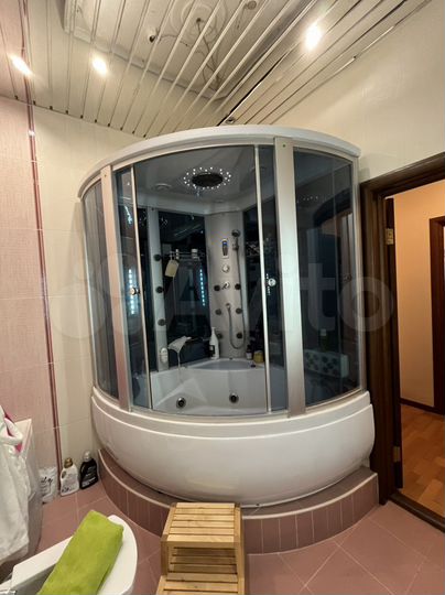 2-к. квартира, 80 м², 4/5 эт.