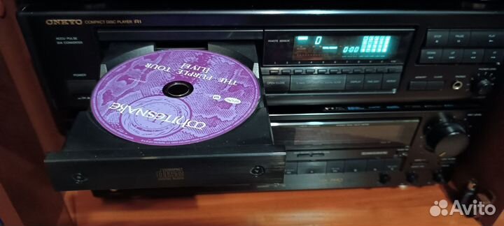 CD проигрыватель Onkyo DX 6820