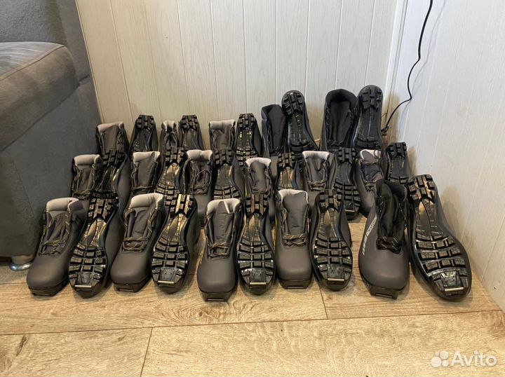 Лыжные ботинки новые