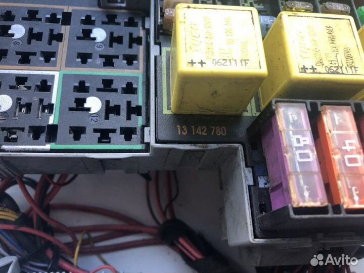 Блок предохранителей Opel Combo 1.3 2006