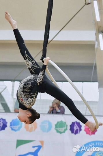 Комбинезон для воздушной гимнастики / атлетике