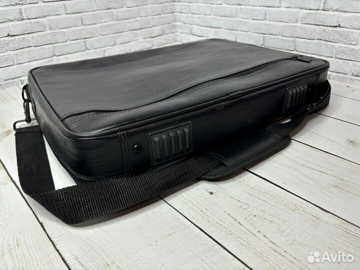 Сумка dexp для ноутбука 17.3