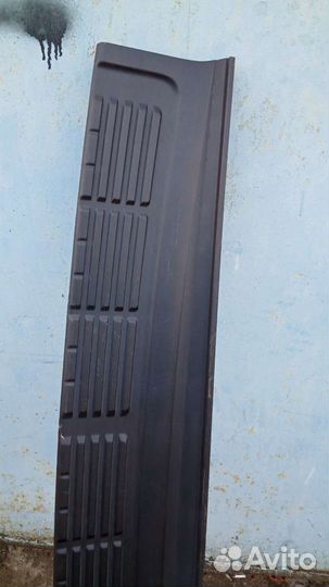 Накладка заднего бампера для toyota land cruiser 2