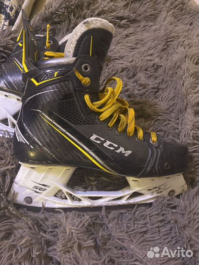 Коньки хоккейные