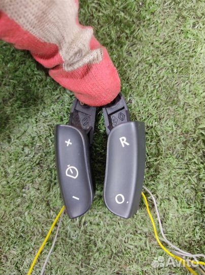 Переключатель круиз-контроля Renault Clio 3 2006