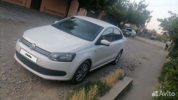 Volkswagen Polo 1.6 AT, 2012, 82 000 км