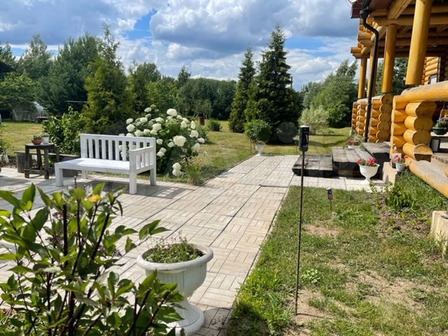 Дом 304,6 м² на участке 60 сот.