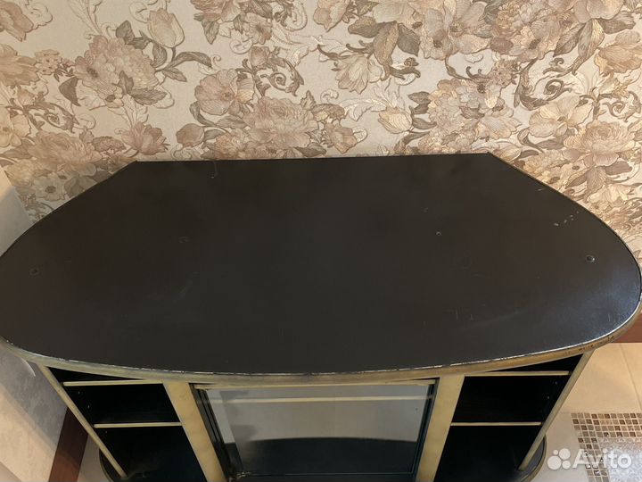 Тумба под телевизор