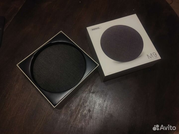 Блютуз колонка