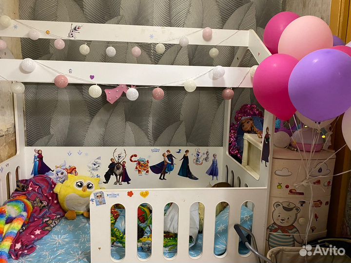 Кровать домик