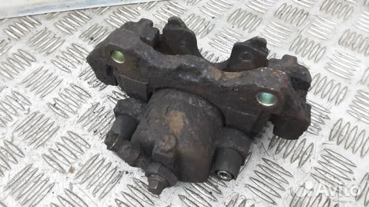 Суппорт тормозной передний правый opel zafira A (5