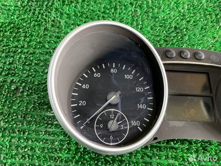 Спидометр Mercedes-Benz Gl-Class X164.822 M273E46