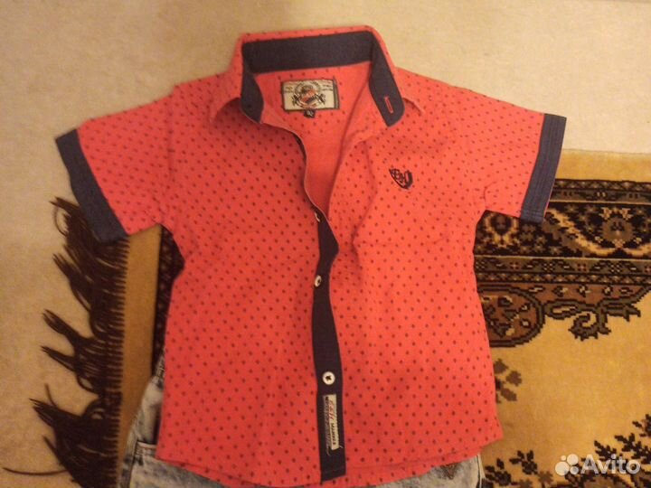 Рубашка и джинсы на мальчика