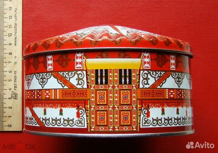 Жестяные банки из-под конфет,кофе