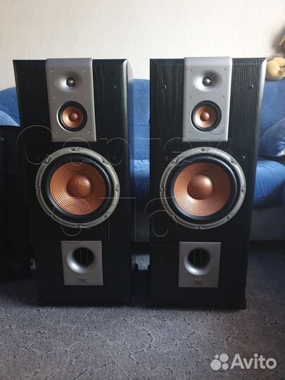 Jbl studio series store s310ch