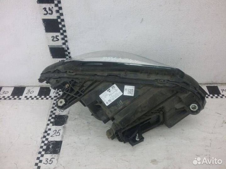 Фара левая Mercedes-Benz C-Class