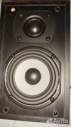 Yamaha RX-V373 и комплект акустики с сабвуфером