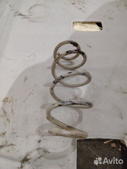 Пружина передняя левая LADA Vesta SW 21129 2020