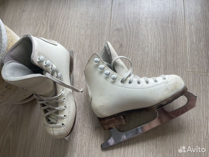 Коньки фигурные профессиональные