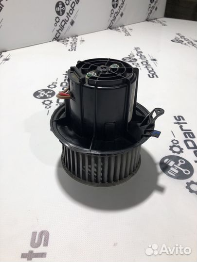 Моторчик отопитель (печки) Mercedes W212 W204 W2