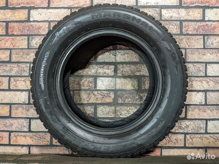 Marshal I'Zen KW22 215/60 R16