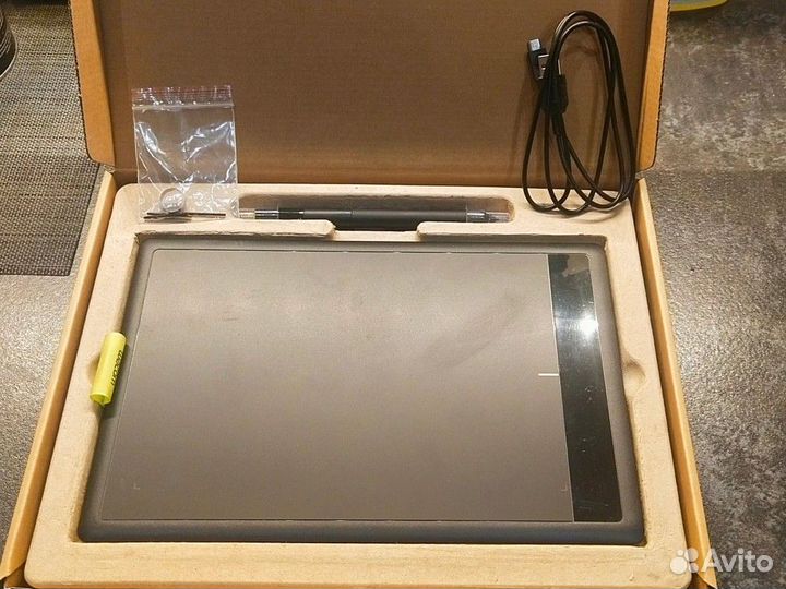 Графический планшет wacom one medium