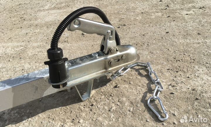 Прицеп легковой