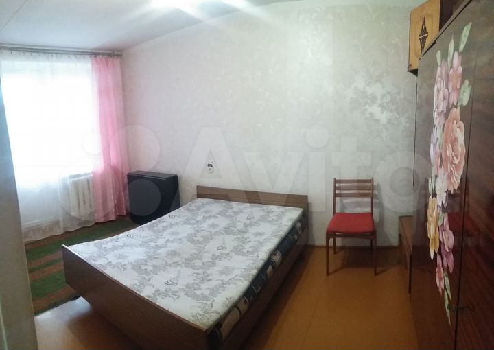 2-к. квартира, 47 м², 3/9 эт.